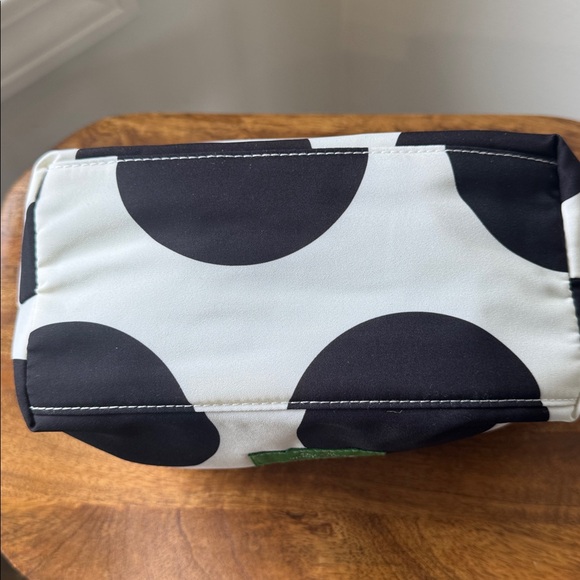 KATE SPADE  NWOT Black and White Giant Polka Dot bag - Picture 3 of 11